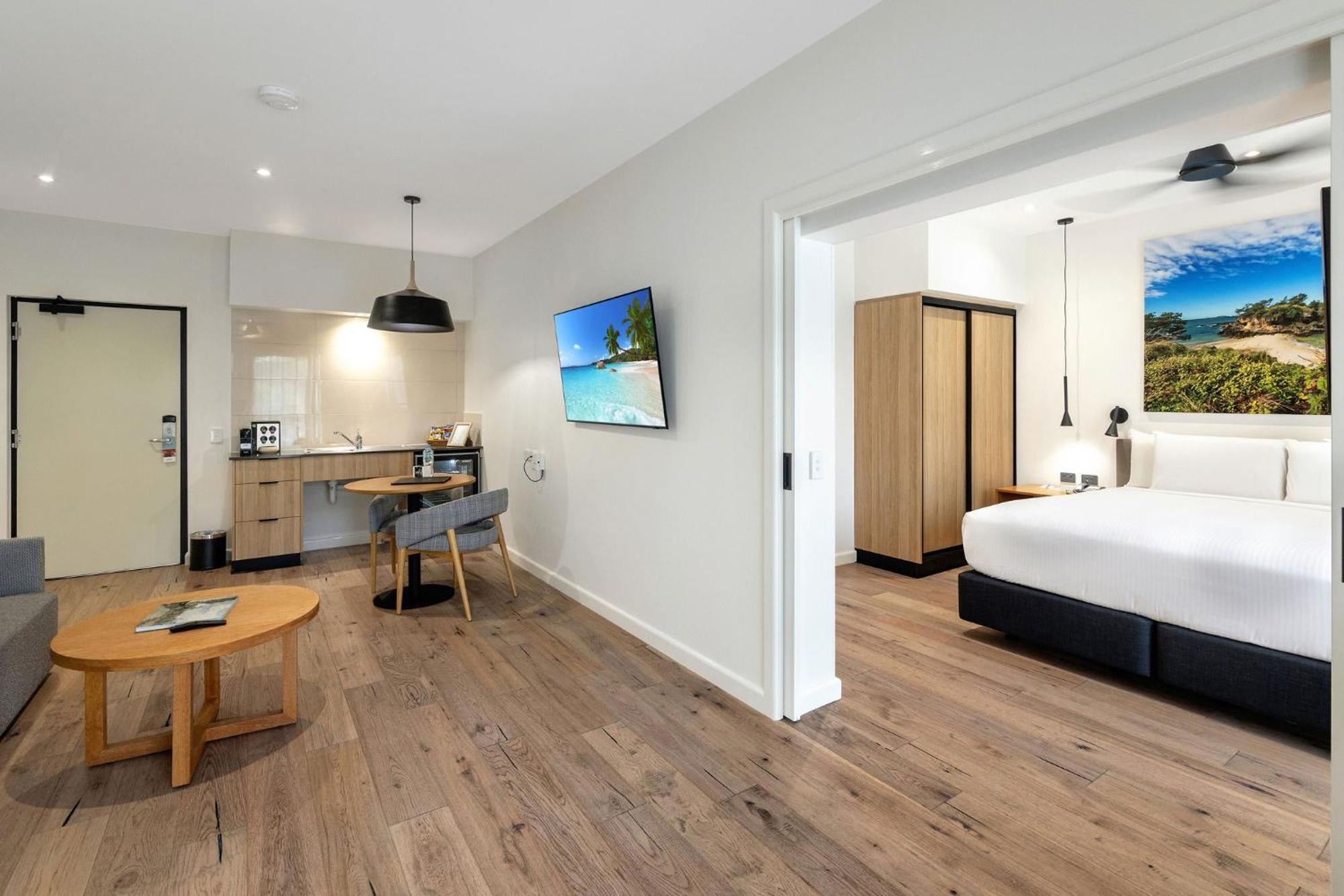 Mercure Darwin Airport Resort Екстер'єр фото